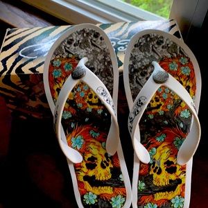 Ed Hardy brand new flip flops size 8